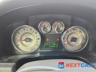 Zdjęcie 9 z 13 samochodu: 2009 FORD EDGE SEL VIN:2FMDK38C49BA87811 - miniatura