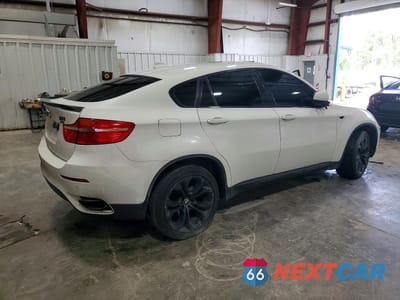 Trzecie zdjęcie samochodu z tyłu: 2011 BMW X6 XDRIVE50I VIN:5UXFG8C56BLZ96304 - miniatura