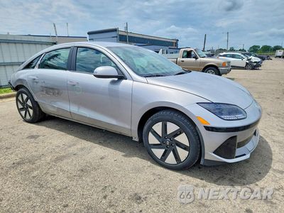 Czwarte zdjęcie samochodu z boku: 2024 HYUNDAI IONIQ 6 SE VIN:KMHM24AC9RA075651 - miniatura