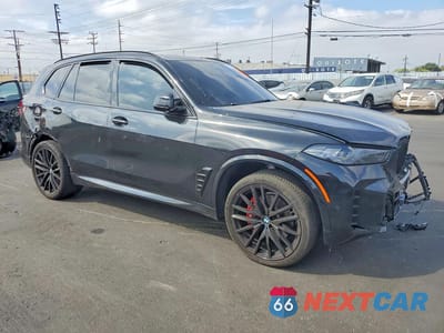 Czwarte zdjęcie samochodu z boku: 2025 BMW X5 XDRIVE40I VIN:5UX23EU05S9Y90998 - miniatura