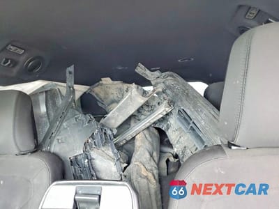 Zdjęcie 10 z 13 samochodu: 2020 FORD EXPLORER XLT VIN:1FMSK7DH2LGA10547 - miniatura