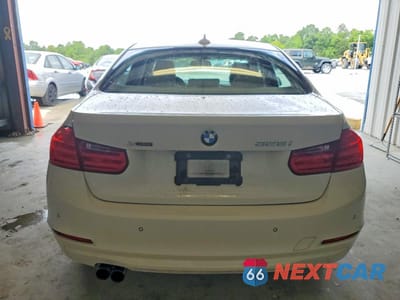 Zdjęcie 6 z 12 samochodu: 2014 BMW 328 XI VIN:WBA3B3C58EJ977353 - miniatura