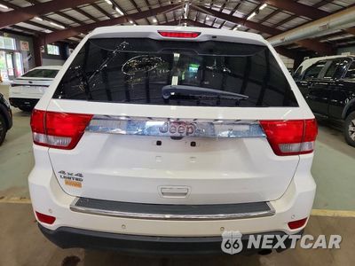 Zdjęcie 6 z 13 samochodu: 2011 JEEP GRAND CHEROKEE LIMITED VIN:1J4RR5GG2BC723308 - miniatura