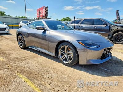 Czwarte zdjęcie samochodu z boku: 2024 NISSAN Z SPORT VIN:JN1BZ4AHXRM366583 - miniatura