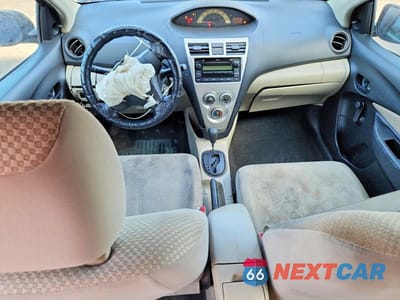 Zdjęcie 12 z 23 samochodu: 2007 TOYOTA YARIS S VIN:JTDBT923071108862 - miniatura