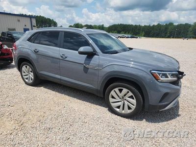 Czwarte zdjęcie samochodu z boku: 2021 VOLKSWAGEN ATLAS CROSS SPORT SE VIN:1V2JC2CA4MC229862 - miniatura
