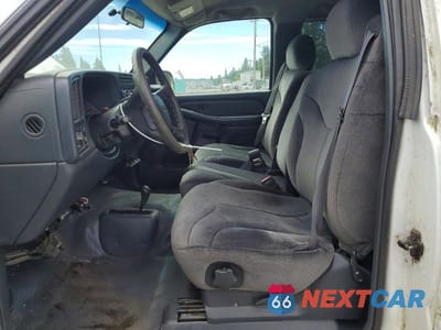 Zdjęcie 7 z 12 samochodu: 1999 GMC NEW SIERRA K2500 VIN:1GTGK29U5XZ524664 - miniatura