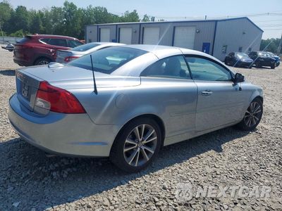 Trzecie zdjęcie samochodu z tyłu: 2013 VOLVO C70 T5 VIN:YV1672MC0DJ143997 - miniatura