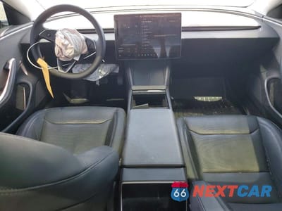 Zdjęcie 8 z 12 samochodu: 2024 TESLA MODEL 3 VIN:5YJ3E1EA8RF854495 - miniatura