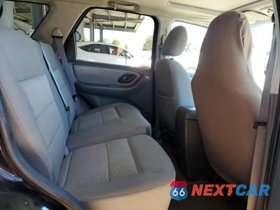 Zdjęcie 10 z 12 samochodu: 2006 FORD ESCAPE XLT VIN:1FMYU93126KC27523 - miniatura
