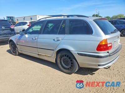 Drugie zdjęcie samochodu z przodu: 2003 BMW 325 IT VIN:WBAEN33453EZ15468 - miniatura
