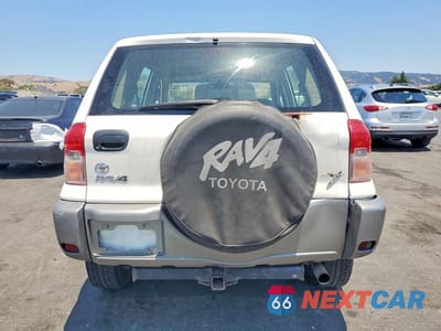 Zdjęcie 6 z 13 samochodu: 2002 TOYOTA RAV4 BASE VIN:JTEHH20V026061220 - miniatura