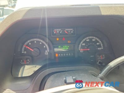 Zdjęcie 8 z 10 samochodu: 2016 FORD ECONOLINE E350 SUPER DUTY CUTAWAY VAN VIN:1FDEE3FS5GDC58241 - miniatura