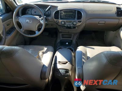 Zdjęcie 8 z 13 samochodu: 2003 TOYOTA SEQUOIA LIMITED VIN:5TDZT38A43S182834 - miniatura