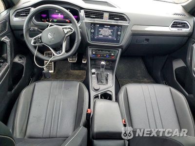 Zdjęcie 8 z 14 samochodu: 2022 VOLKSWAGEN TIGUAN SE R-LINE BLACK VIN:3VV8B7AX8NM063466 - miniatura