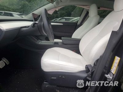 Zdjęcie 13 z 24 samochodu: 2024 TESLA MODEL Y VIN:7SAYGDEF1RF027552 - miniatura