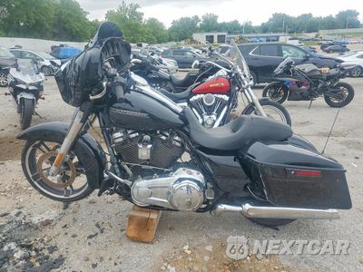Trzecie zdjęcie samochodu z tyłu: 2019 HARLEY DAVIDSON FLHX VIN:1HD1KBC15KB650527 - miniatura
