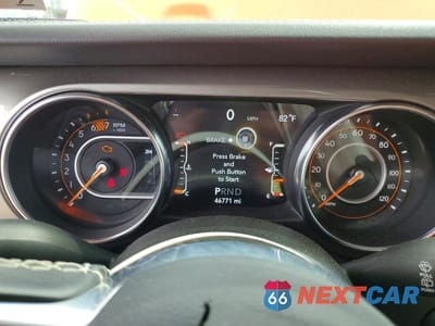 Zdjęcie 9 z 13 samochodu: 2019 JEEP WRANGLER UNLIMITED SAHARA VIN:1C4HJXEN3KW677587 - miniatura