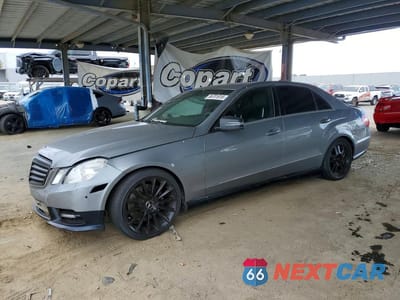 2011 MERCEDES-BENZ E 550 WDDHF7CB8BA316918 - główne zdjęcie licytacji z USA - miniatura