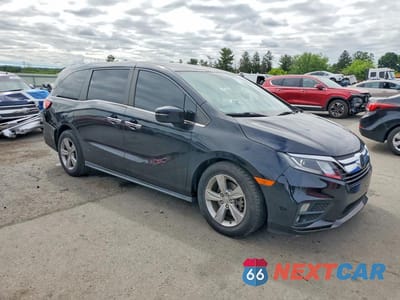 Czwarte zdjęcie samochodu z boku: 2020 HONDA ODYSSEY EX VIN:5FNRL6H5XLB069768 - miniatura