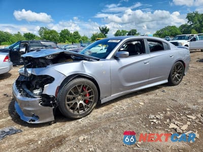 2015 DODGE CHARGER SRT 392 2C3CDXEJ2FH905490 - główne zdjęcie licytacji z USA - miniatura
