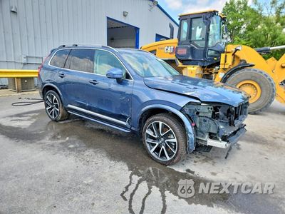 Czwarte zdjęcie samochodu z boku: 2024 VOLVO XC90 PLUS VIN:YV4062PE4R1179174 - miniatura
