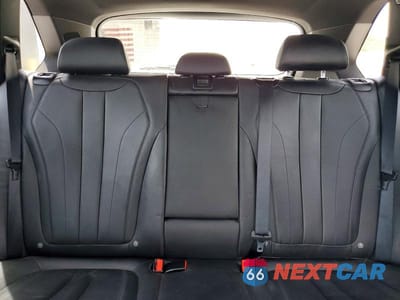 Zdjęcie 10 z 13 samochodu: 2016 BMW X5 XDRIVE50I VIN:5UXKR6C59G0J80810 - miniatura