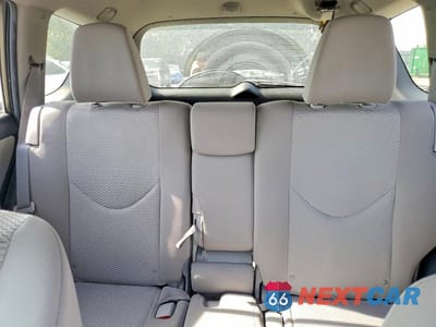 Zdjęcie 10 z 13 samochodu: 2011 TOYOTA RAV4 BASE VIN:JTMBF4DV3B5049140 - miniatura