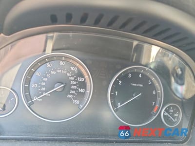 Zdjęcie 9 z 12 samochodu: 2013 BMW 550 I VIN:WBAFR9C56DD226602 - miniatura