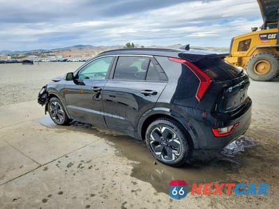 Drugie zdjęcie samochodu z przodu: 2023 KIA NIRO WIND VIN:KNDCR3L13P5026467 - miniatura