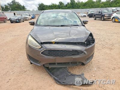Piąte zdjęcie samochodu w środku: 2016 FORD FOCUS SE VIN:1FADP3K20GL253122 - miniatura