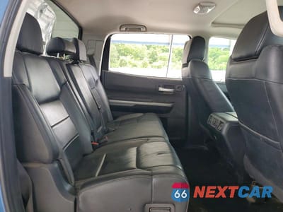 Zdjęcie 10 z 13 samochodu: 2018 TOYOTA TUNDRA CREWMAX LIMITED VIN:5TFHW5F19JX714894 - miniatura