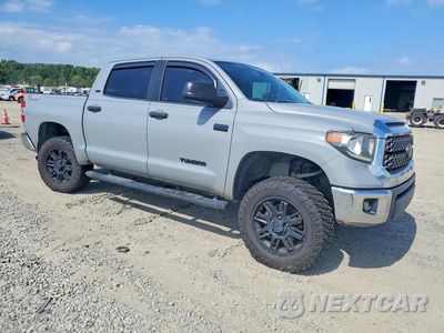 Czwarte zdjęcie samochodu z boku: 2020 TOYOTA TUNDRA SR5 VIN:5TFDY5F13LX949934 - miniatura