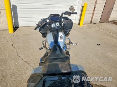 Zdjęcie 6 z 8 samochodu: 2023 HARLEY-DAVIDSON FLTRX VIN:1HD1KHC10PB659162 - miniatura