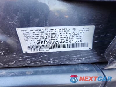 Zdjęcie 12 z 12 samochodu: 2004 ACURA TL VIN:19UUA66294A041576 - miniatura