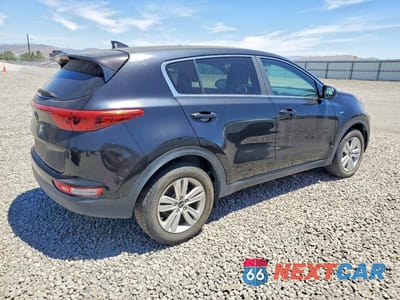 Trzecie zdjęcie samochodu z tyłu: 2017 KIA SPORTAGE LX VIN:KNDPMCAC5H7257882 - miniatura