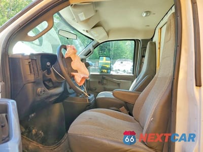 Zdjęcie 7 z 13 samochodu: 2019 CHEVROLET EXPRESS BOX TRUCK VIN:1HA6GVCG6KN007161 - miniatura