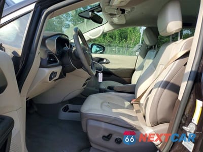 Zdjęcie 7 z 13 samochodu: 2017 CHRYSLER PACIFICA EHYBRID PLATINUM VIN:2C4RC1EG6HR689201 - miniatura