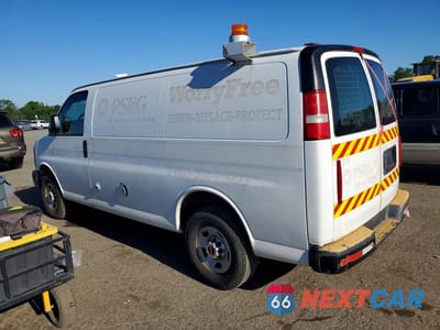 Trzecie zdjęcie samochodu z tyłu: 2015 GMC SAVANA G3500 VIN:1GTZ7TFG9F1112226 - miniatura