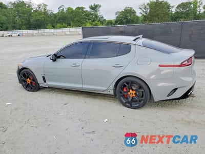 Drugie zdjęcie samochodu z przodu: 2019 KIA STINGER GT1 VIN:KNAE45LC9K6061454 - miniatura