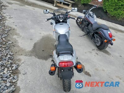 Zdjęcie 6 z 9 samochodu: 2004 KAWASAKI EX500 D VIN:JKAEXVD1X4A086235 - miniatura