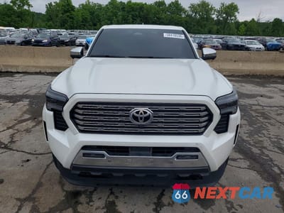 Piąte zdjęcie samochodu w środku: 2024 TOYOTA TACOMA LIMITED HV VIN:3TYLC5LN5RT011714 - miniatura