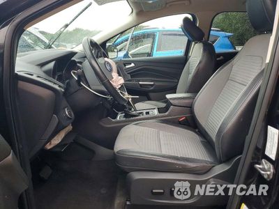 Zdjęcie 7 z 13 samochodu: 2019 FORD ESCAPE SE VIN:1FMCU9GD8KUB18772 - miniatura