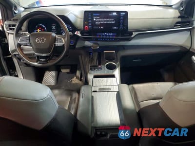Zdjęcie 8 z 13 samochodu: 2023 TOYOTA SIENNA XSE 7-PASSENGER VIN:5TDDSKFC0PS093313 - miniatura