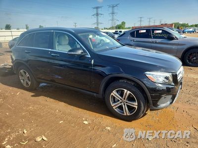Czwarte zdjęcie samochodu z boku: 2018 MERCEDES-BENZ GLC 300 4MATIC VIN:WDC0G4KB4JV055292 - miniatura
