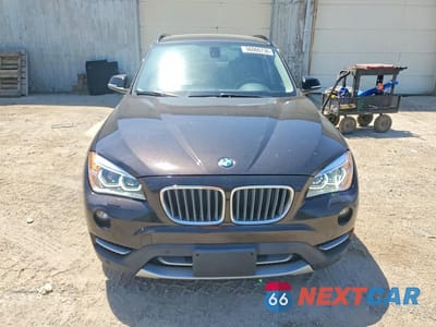 Piąte zdjęcie samochodu w środku: 2015 BMW X1 XDRIVE28I VIN:WBAVL1C58FVY41552 - miniatura