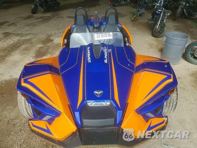 Piąte zdjęcie samochodu w środku: 2021 POLARIS SLINGSHOT R VIN:57XAARHB9M8145578 - miniatura