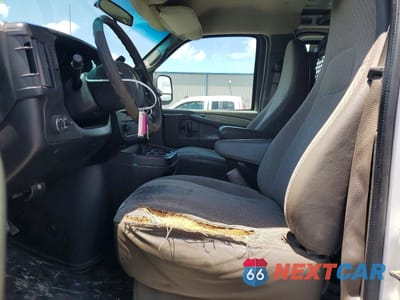 Zdjęcie 7 z 12 samochodu: 2012 CHEVROLET EXPRESS G2500 VIN:1GCWGFBA5C1201499 - miniatura