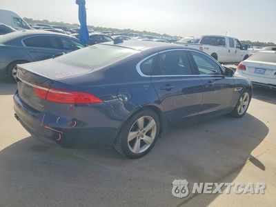 Trzecie zdjęcie samochodu z tyłu: 2017 JAGUAR XF VIN:SAJBR4BN7HCY42599 - miniatura