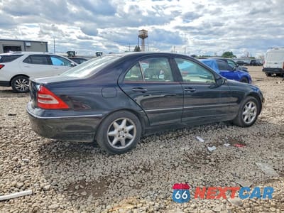 Trzecie zdjęcie samochodu z tyłu: 2002 MERCEDES-BENZ C 240 VIN:WDBRF61J12F146373 - miniatura